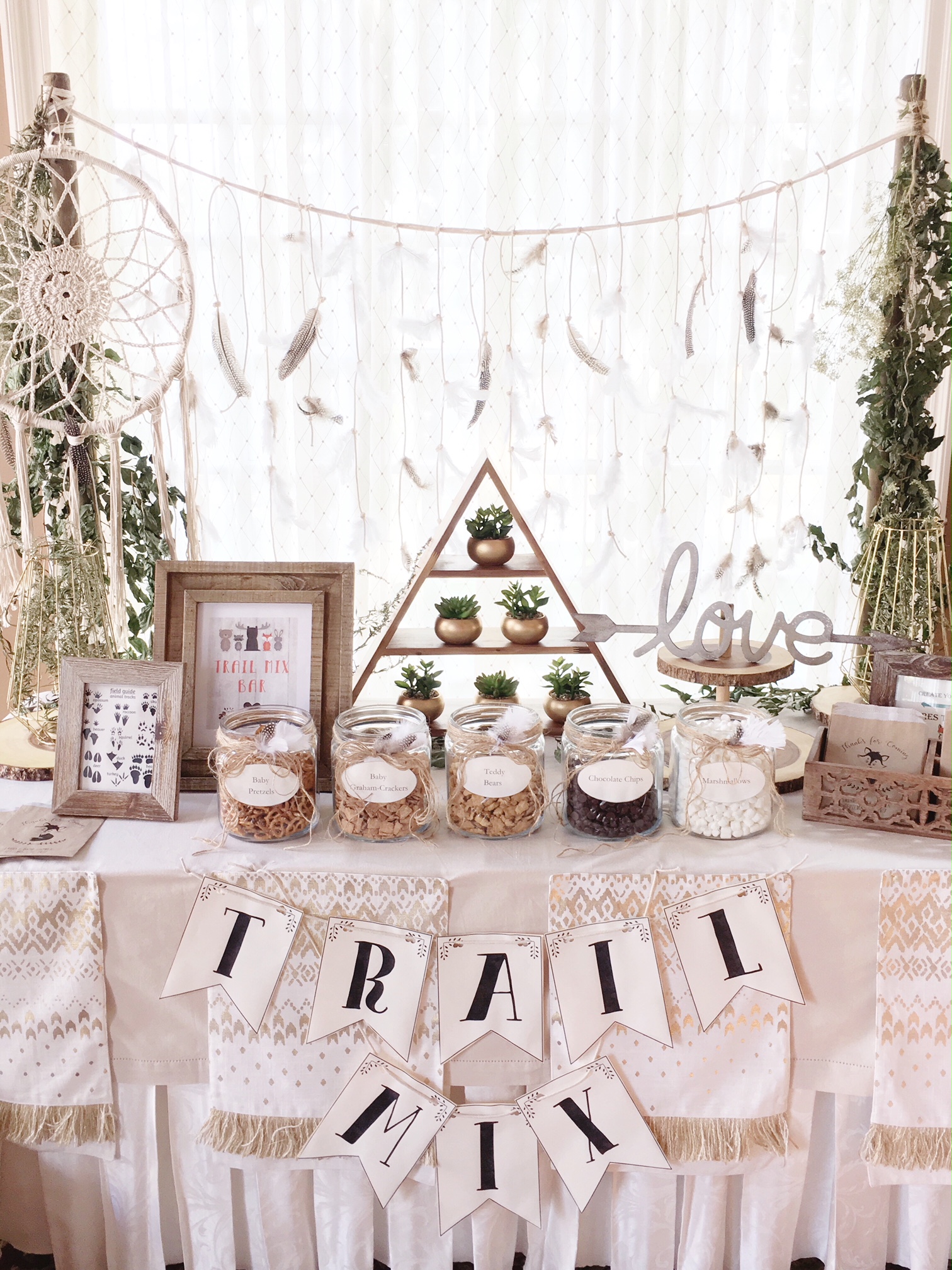 How to Design a Baby Shower Candy Table